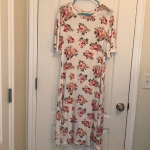Chris & Carol White Floral Dress. Large.